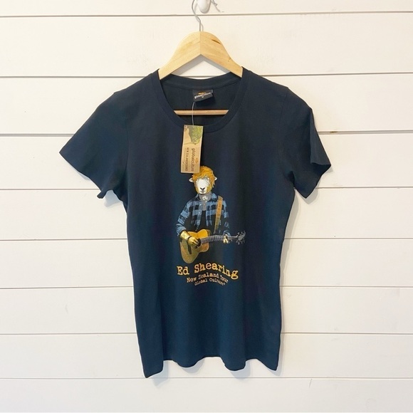 NWTs Global Culture| Ed Sheeran - Ed Shearing New Zealand Tour Womans T-Shirt M - Picture 1 of 10